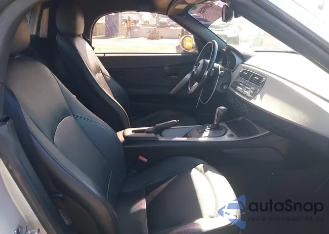 4USBT53403LU01198: 42009209