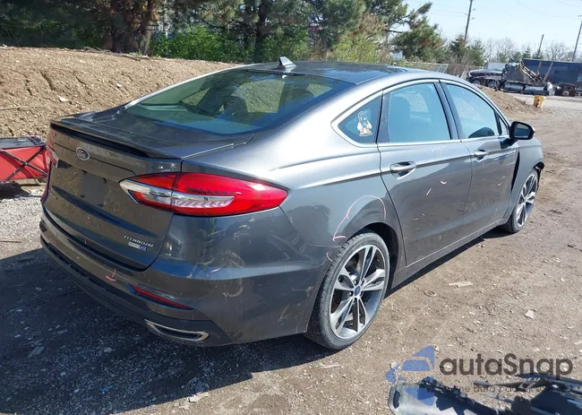 3FA6P0D92LR175469: 42008500