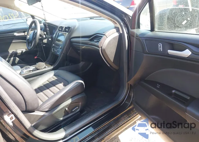 3FA6P0LU1JR210845: 42010017