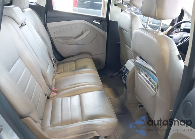 1FADP5CU3DL555110: 42010076