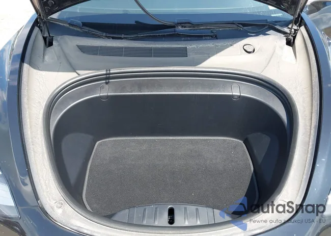 5YJ3E1EB1KF438335: 42010276