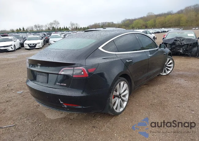 5YJ3E1EB1KF438335: 42010276