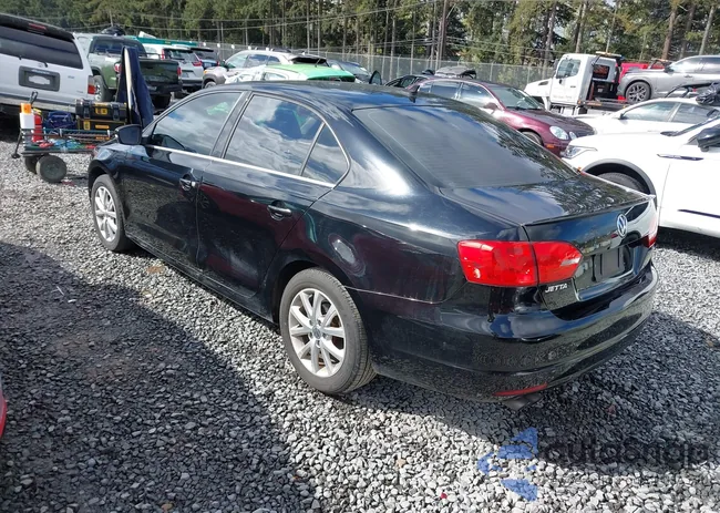 3VWD17AJ2EM421508: 42009711