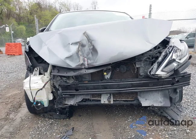 3N1AB7AP9GL673517: 42011227