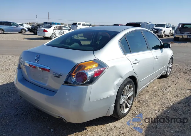 1N4BL2AP0BN492645: 42011326