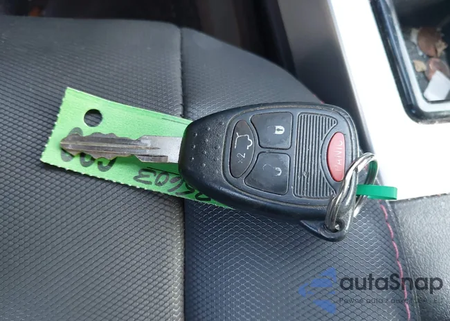 1C4PJMAK6CW133088: 42011952