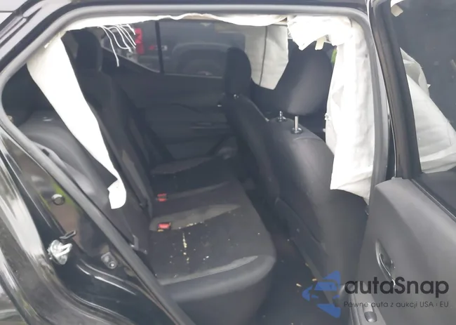 3N1CP5CU1KL525324: 42012103