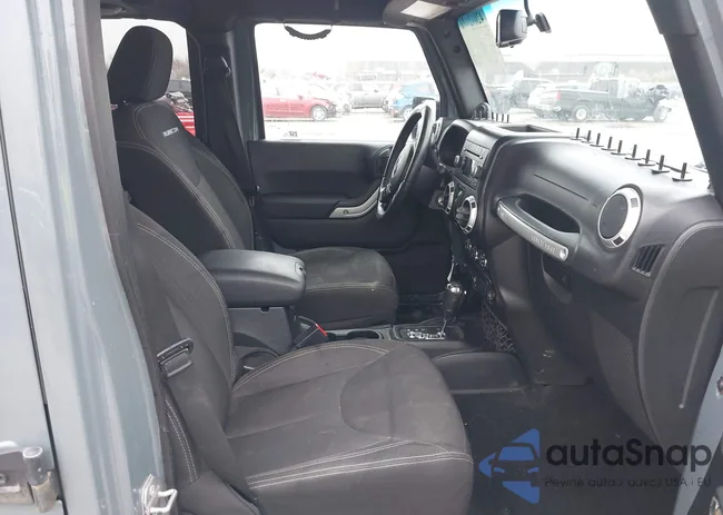 1C4BJWFG6EL293762: 42012221