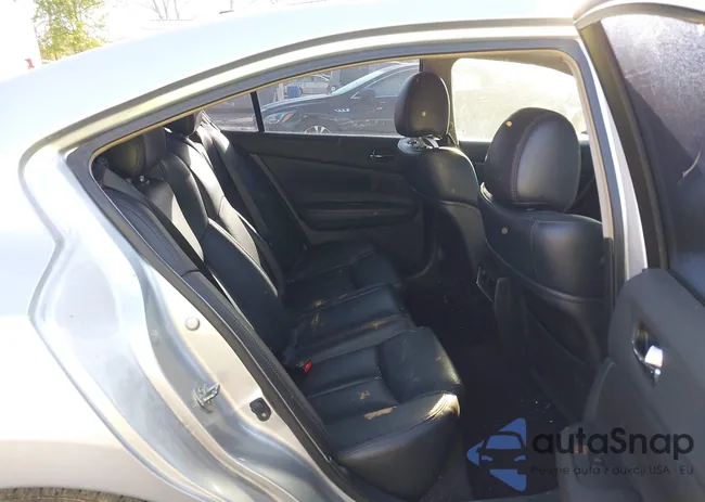 1N4AA5AP4BC803234: 42012228