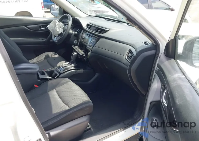 JN8AT2MT1HW140843: 42012327