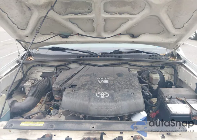 5TEMU52N28Z548041: 42011526