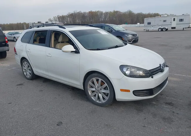 3VWPL7AJ7EM617385: 42012881