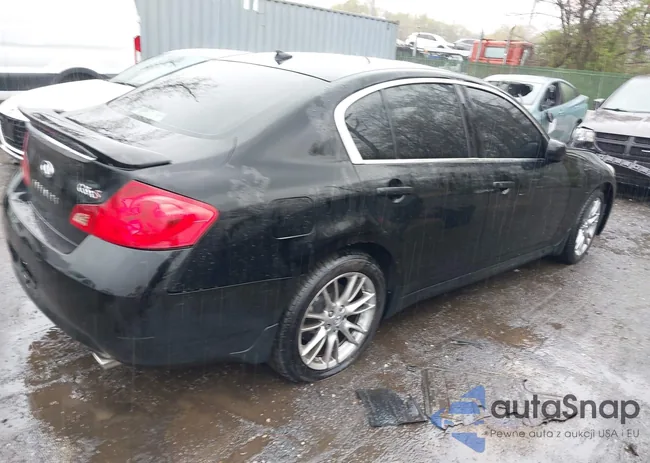 JNKBV61FX8M269089: 42013070