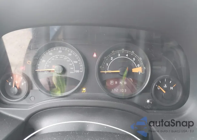 1C4NJDBB4GD756524: 42013301