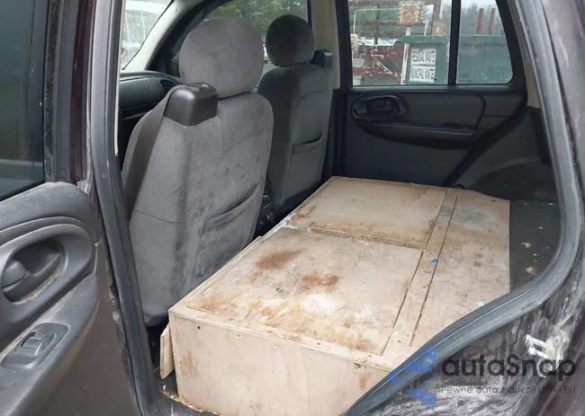 1GNDT33S892101304: 42012532