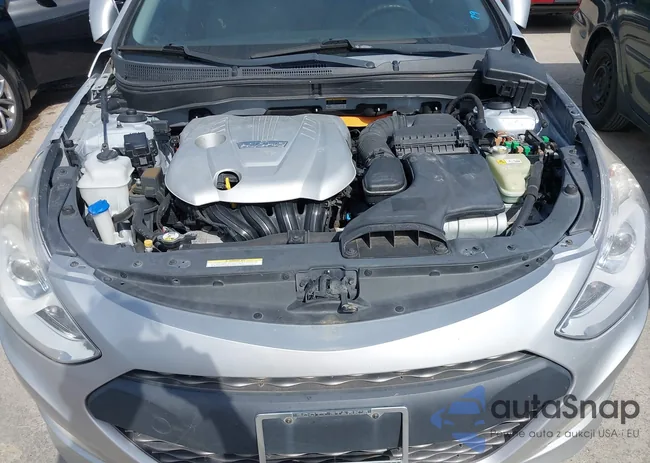 KMHEC4A48CA030895: 42013957