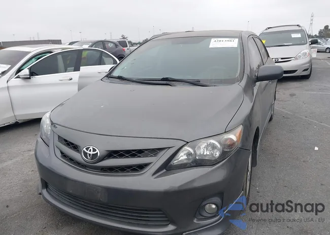 2T1BU4EE3BC555302: 42013981