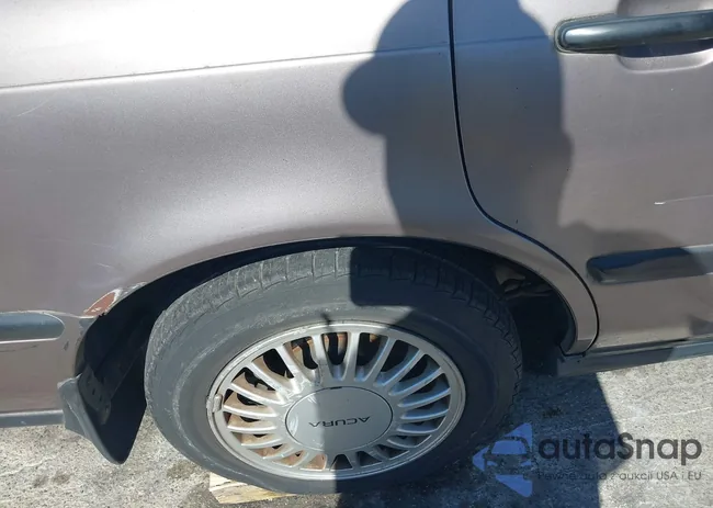 JH4KA7632NC015992: 42014161