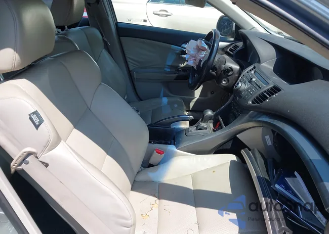 JH4CU2F61BC017785: 42013725