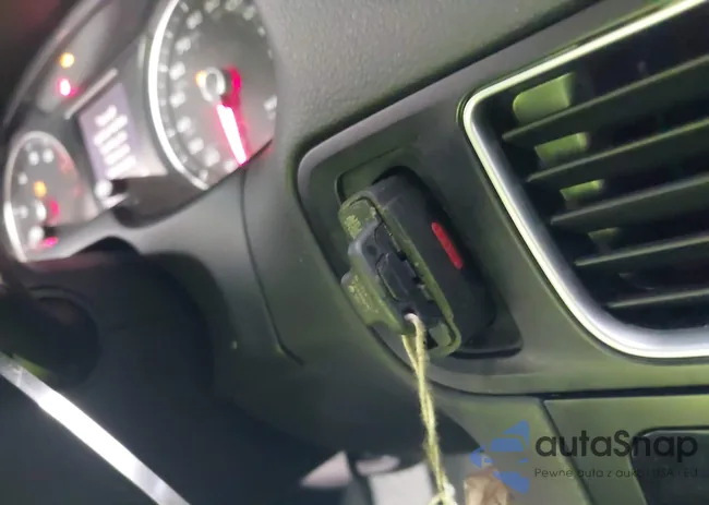 WA1L2AFP9HA038876: 42013846