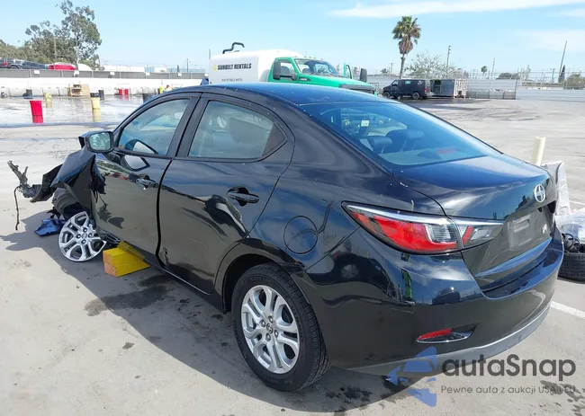 3MYDLBZVXGY136298: 42014712