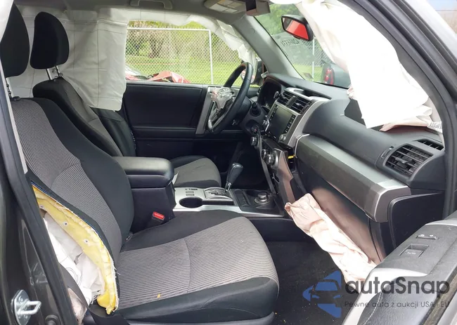 JTEMU5JR8M5855842: 42016331