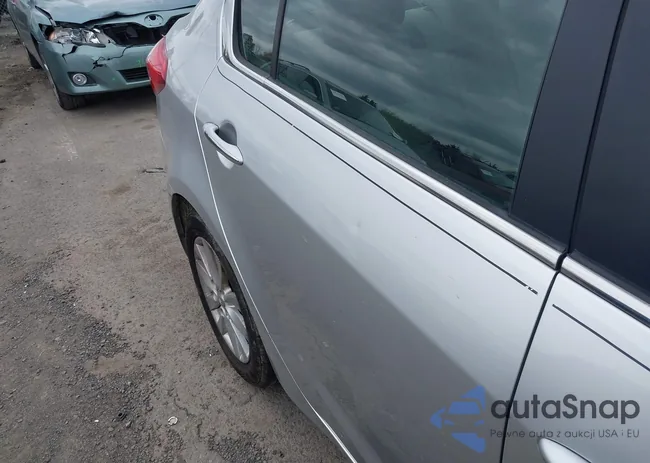 KNAFX4A85E5046545: 42016340