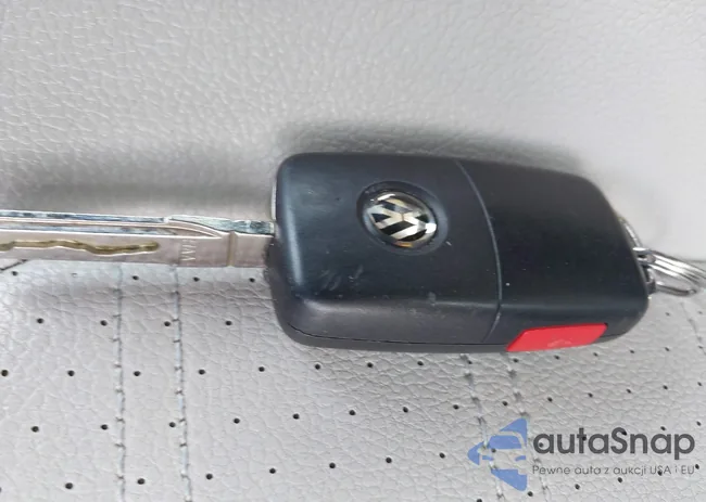 3VWD17AJ8FM403564: 42016363