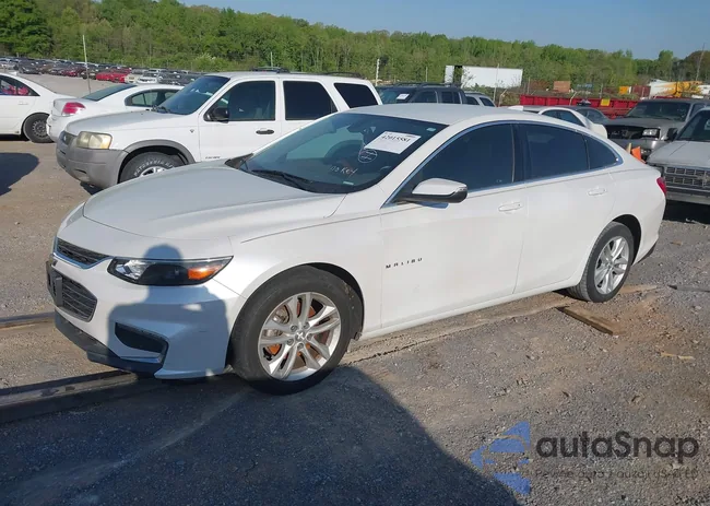 1G1ZE5ST9GF197635: 42015581