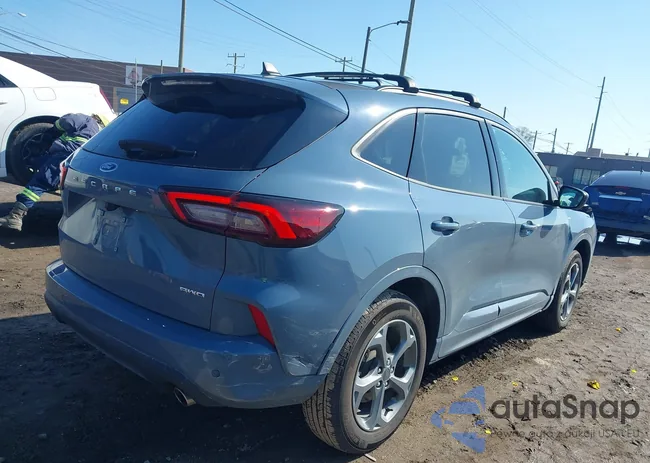 1FMCU9MNXRUB31109: 42017212