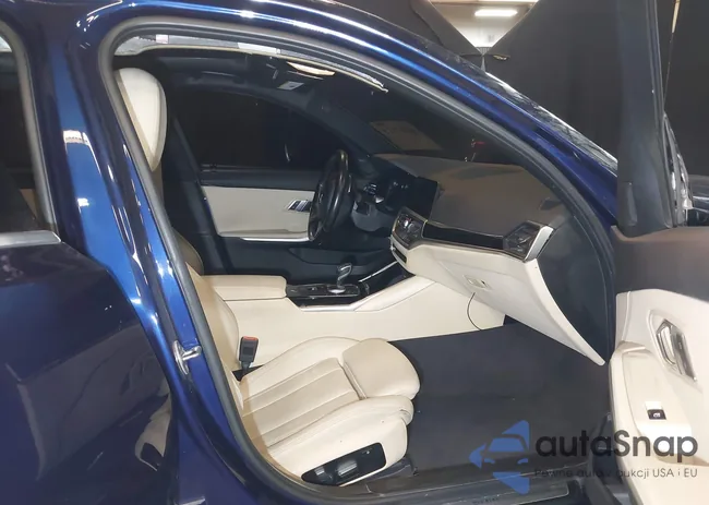 WBA5R1C53KAK06271: 42017213