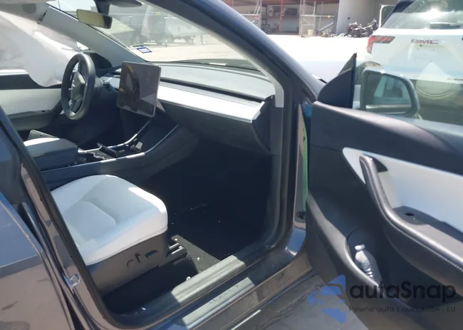 5YJYGDEE3LF021795: 42017414