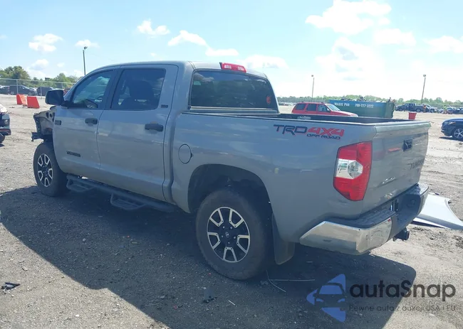 5TFDW5F10JX721120: 42017875