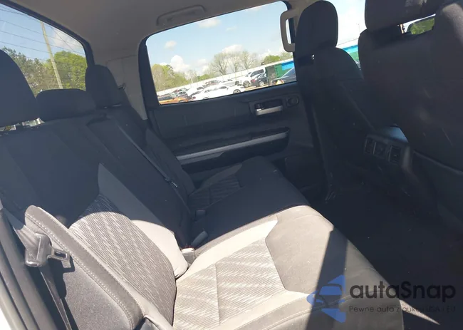 5TFDW5F10JX721120: 42017875