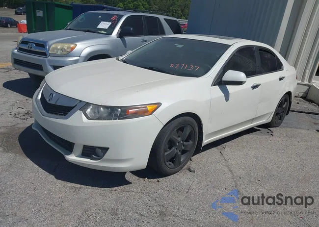 JH4CU26629C027137: 42018010