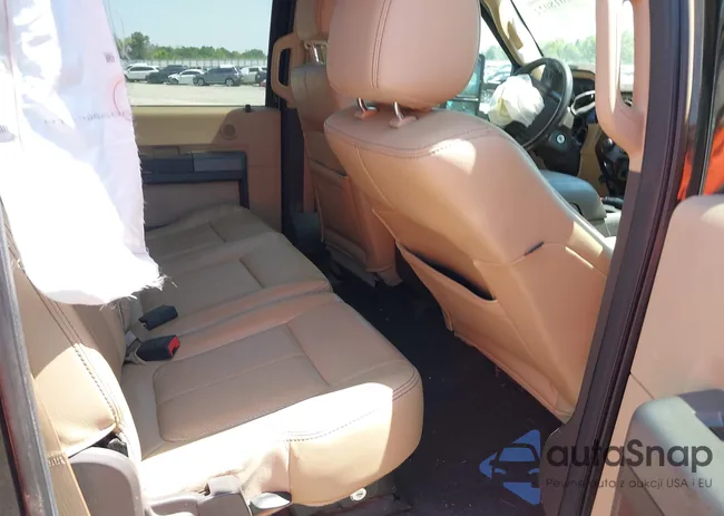 1FT7W2B67CEB89005: 42018022