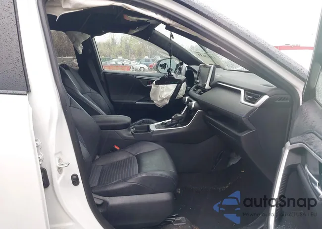 2T3EWRFV7KW033054: 42018139