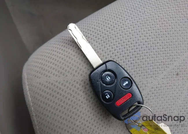 19XFB2F58CE080260: 42018162