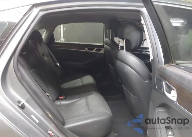 KMHGN4JEXGU121151: 42018247