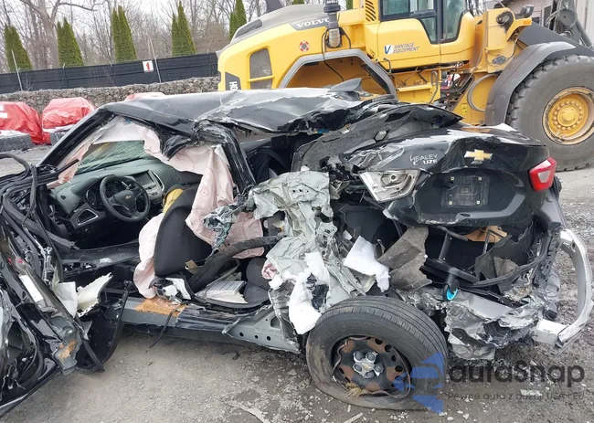 1G1BC5SM3J7206928: 42018269