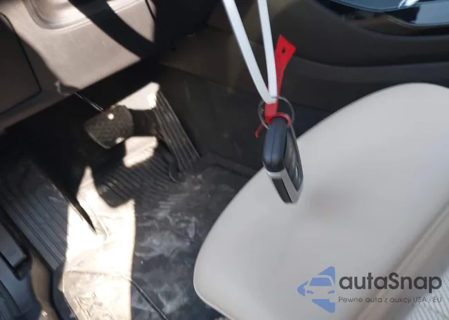 5UX43DP00P9S59680: 42018453