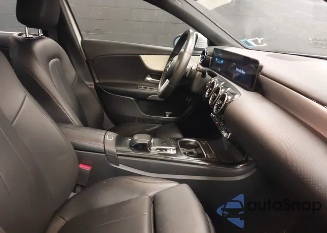 WDD3G4FB7KW022043: 42018688