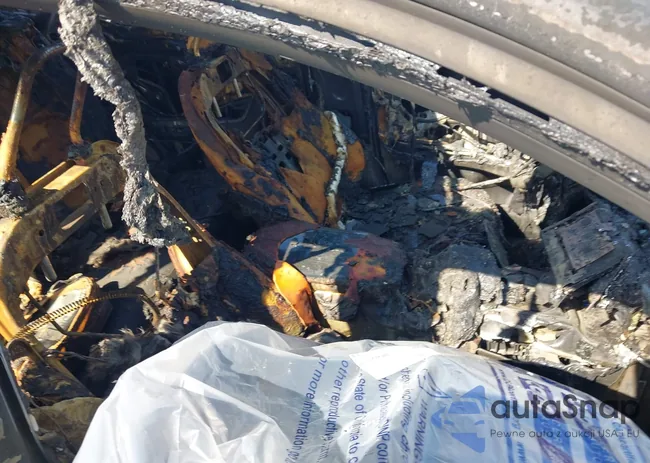 JTME6RFV9ND527403: 42018736