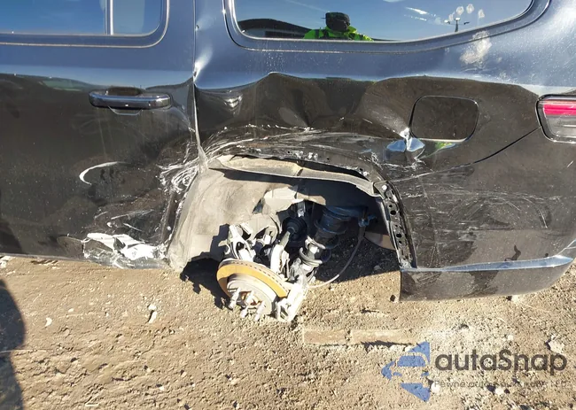 1C4SJVAT9NS213925: 42019864