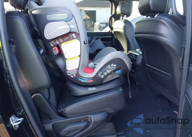 1C4SJVAT9NS213925: 42019864