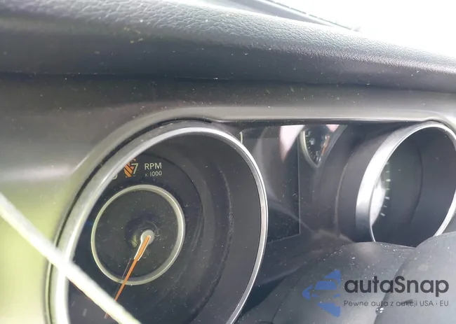 1C4HJXDG7JW170077: 42019911