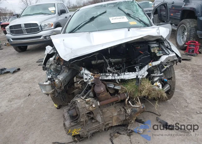 1FADP3F20FL262380: 42019840