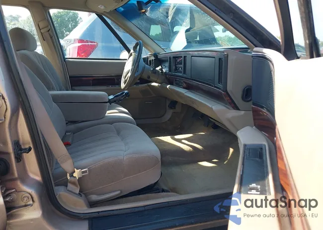 1G4HP52K6XH458983: 42021071