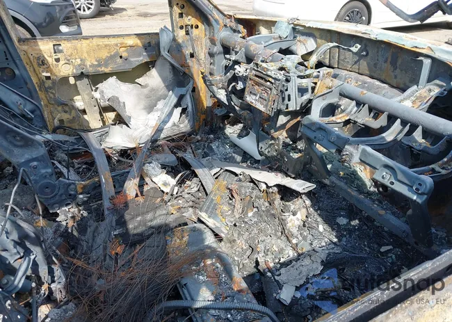 1FMJU2A57EEF31314: 42021392