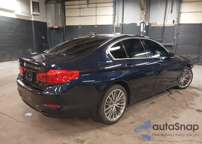 WBAJE7C53KWW29884: 42020658